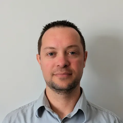 Portrait de Bastien Bertorello, fondateur de Phénix Tech